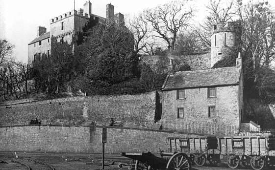 Rossend Castle